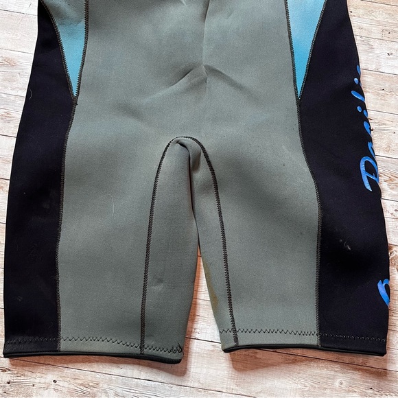 💚Ocean Pacific shorty wetsuit - Picture 7 of 8